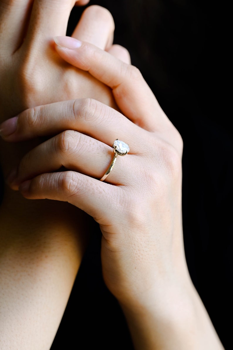 Stunning 1.0 - 2.0 CT Oval Moissanite Engagement Ring with Hidden Halo Design 4