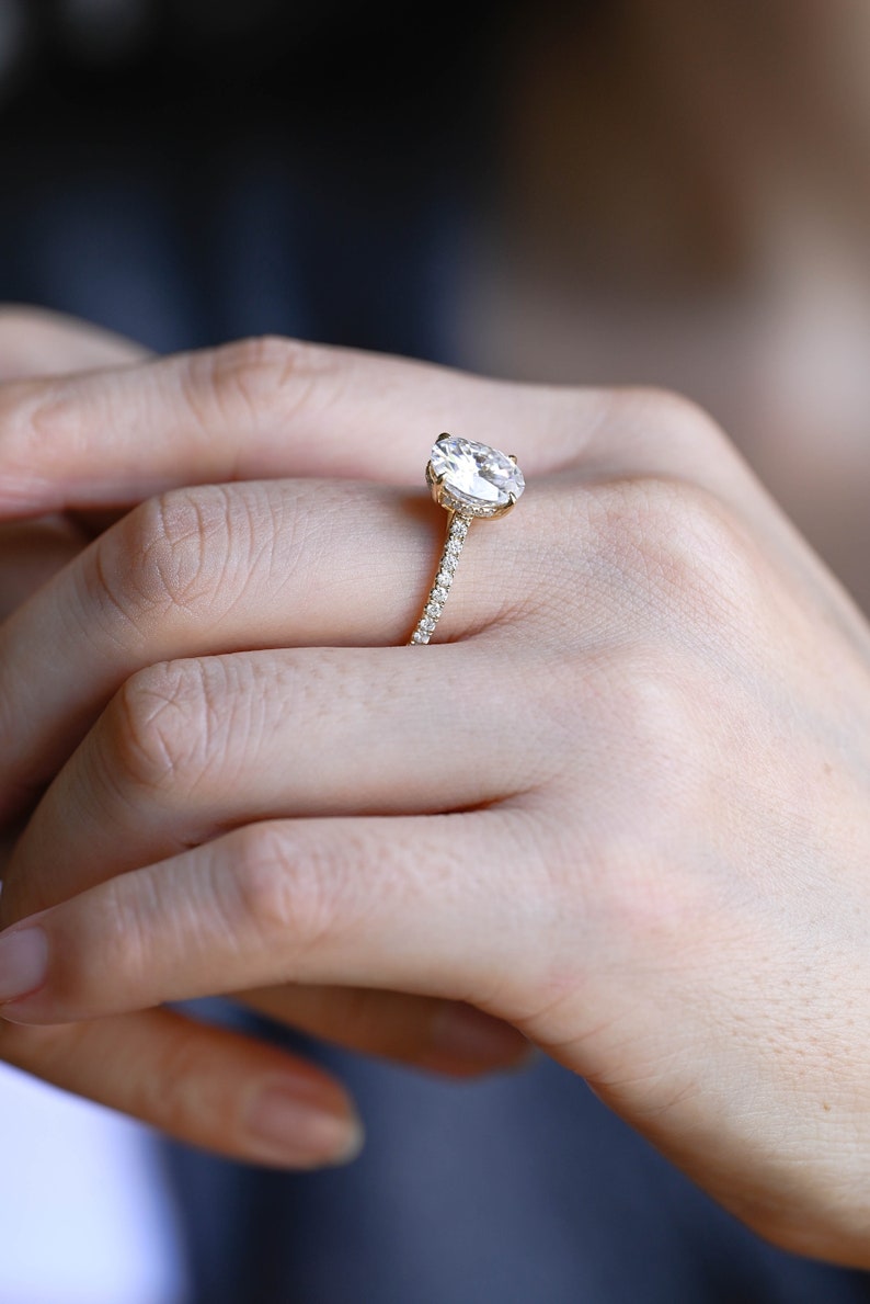 Stunning 1.0 - 2.0 CT Oval Moissanite Engagement Ring with Hidden Halo Design 6