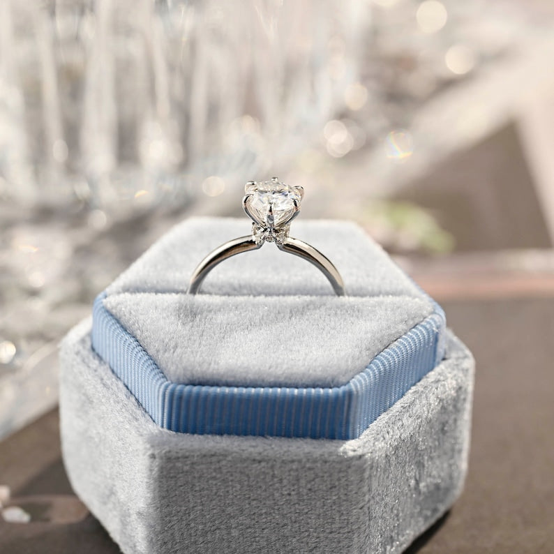 Stunning 2.0 CT Round Moissanite Engagement Ring with Hidden Halo Design 7