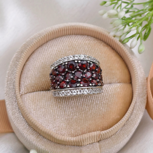 3.0 TCW Round Cut Cluster Style Gemstone Ring