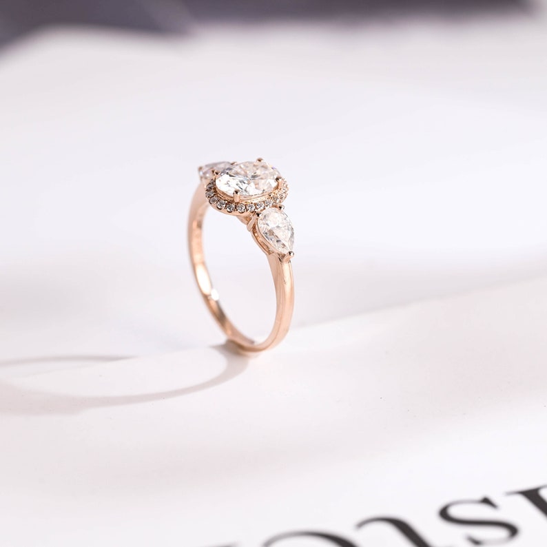 Stunning 1.0 - 2.0 CT Oval Moissanite Engagement Ring with Three Stone & Halo Design 2