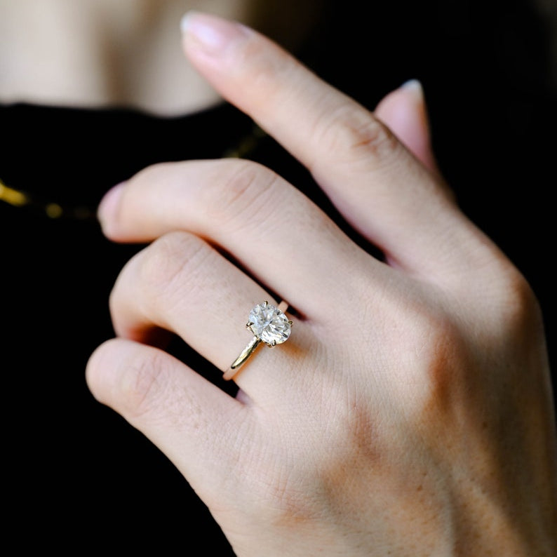 Stunning 1.0 - 2.0 CT Oval Moissanite Engagement Ring with Hidden Halo Design 2