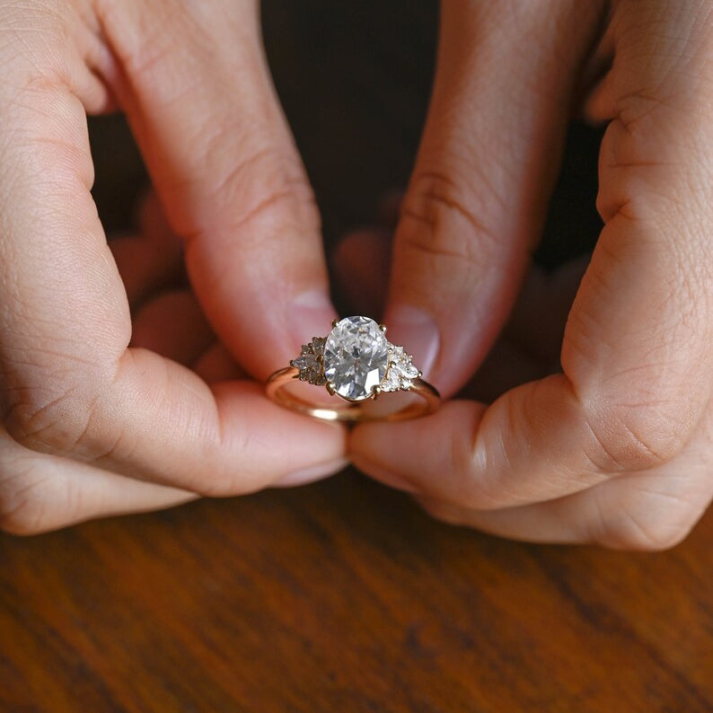 Stunning 1.0 - 2.0 CT Oval Moissanite Engagement Ring with Cluster Design 2