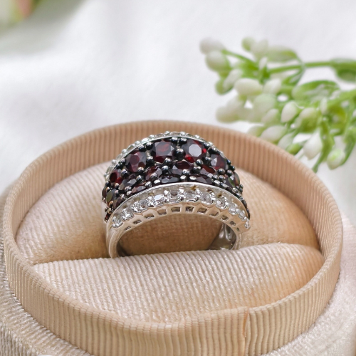 3.0 TCW Round Cut Cluster Style Gemstone Ring