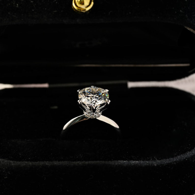 Stunning 2.0 CT Round Moissanite Engagement Ring with Hidden Halo Design 3