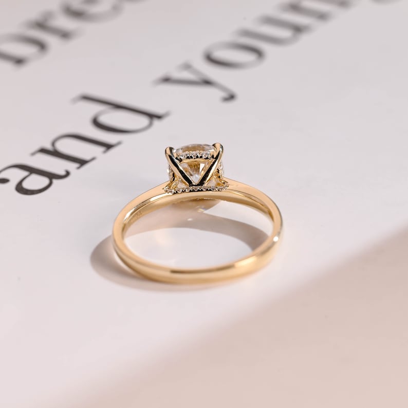 Stunning 1.0 - 2.0 CT Round Moissanite Engagement Ring with Hidden Halo Design 5