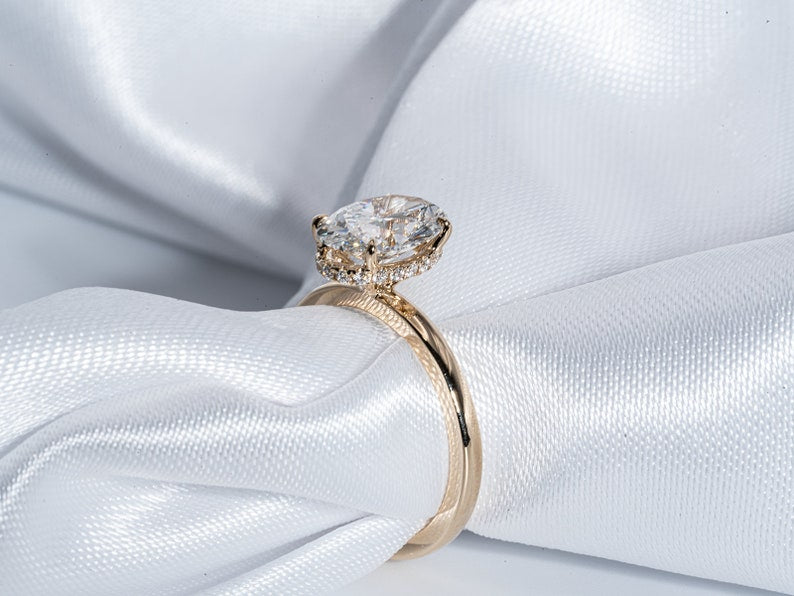 Stunning 1.73 CT Oval Cut Moissanite Engagement Ring with Hidden Halo & Pave Design 6
