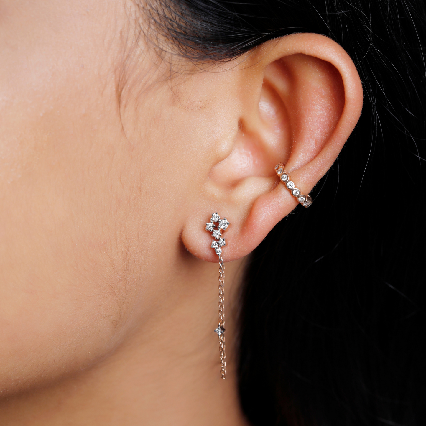 0.28 TCW Round Cut Moissanite Chain Earrings in Gold 5