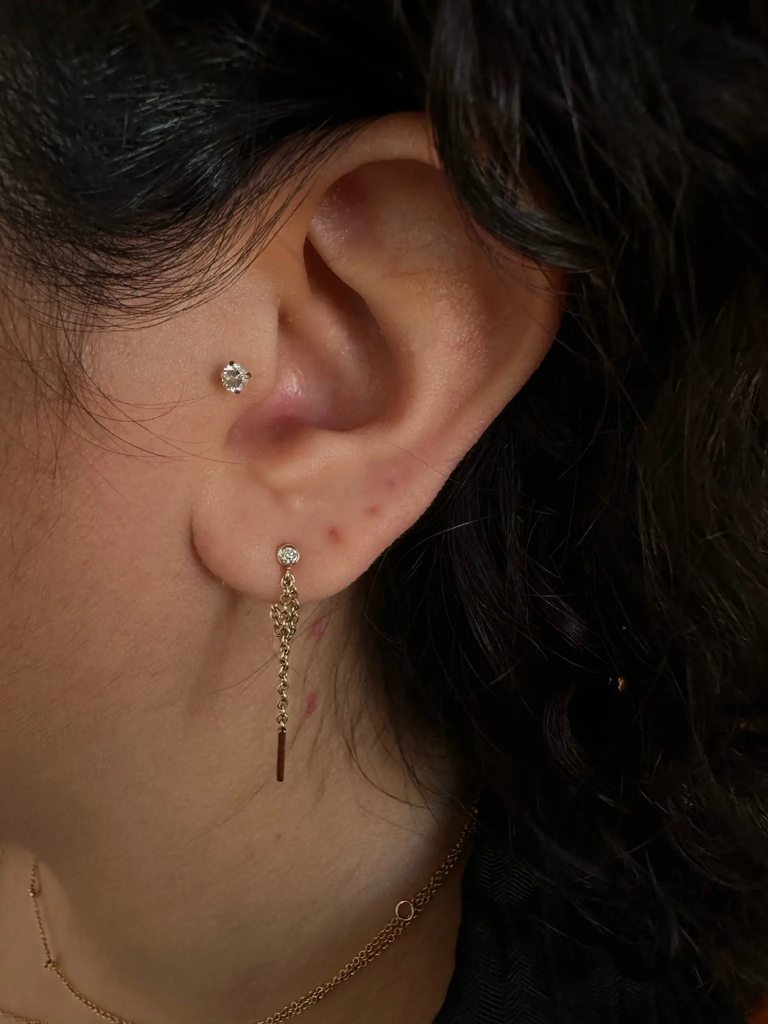 0.10 TCW Round Cut Moissanite Thread Chain Earrings in Gold 3