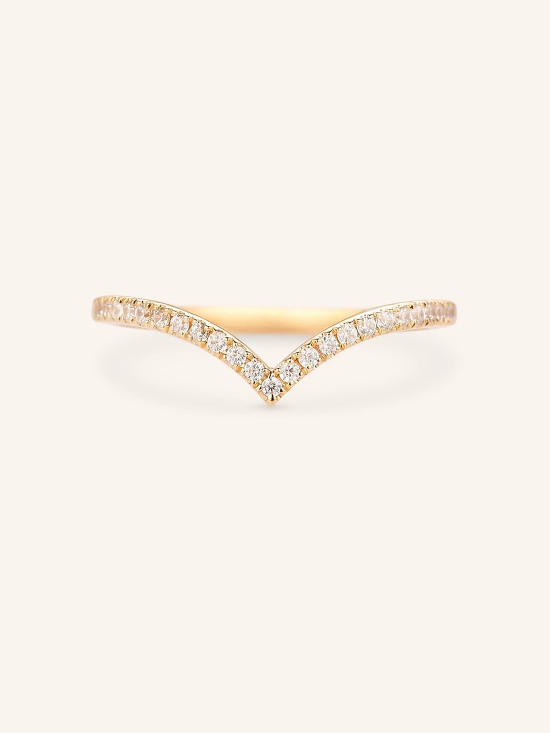 Stunning 0.3 TCW Round Moissanite Stones Curved Wedding Band 1