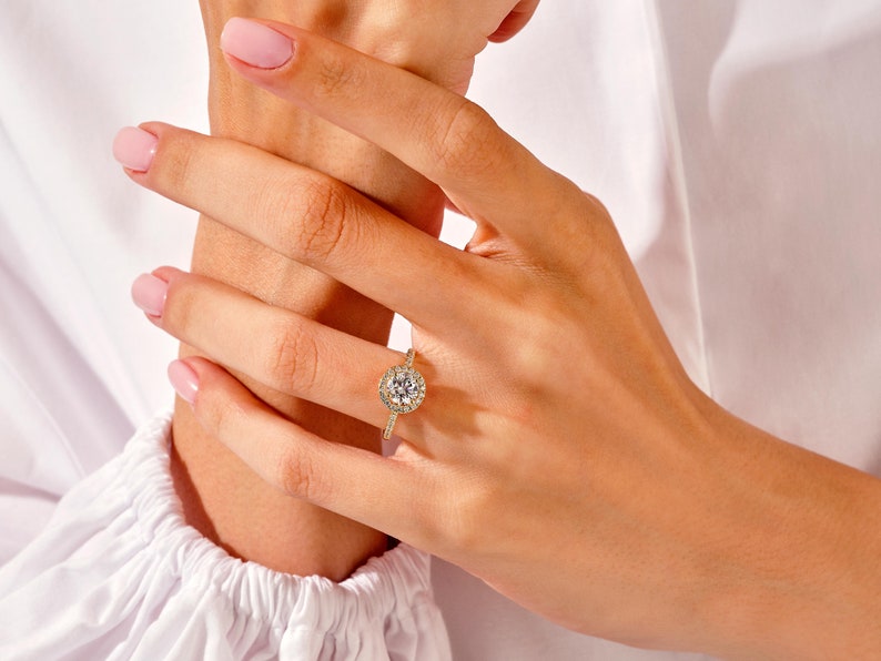 Stunning 1.0 CT Round Moissanite Engagement Ring with Halo & Pave Design 6