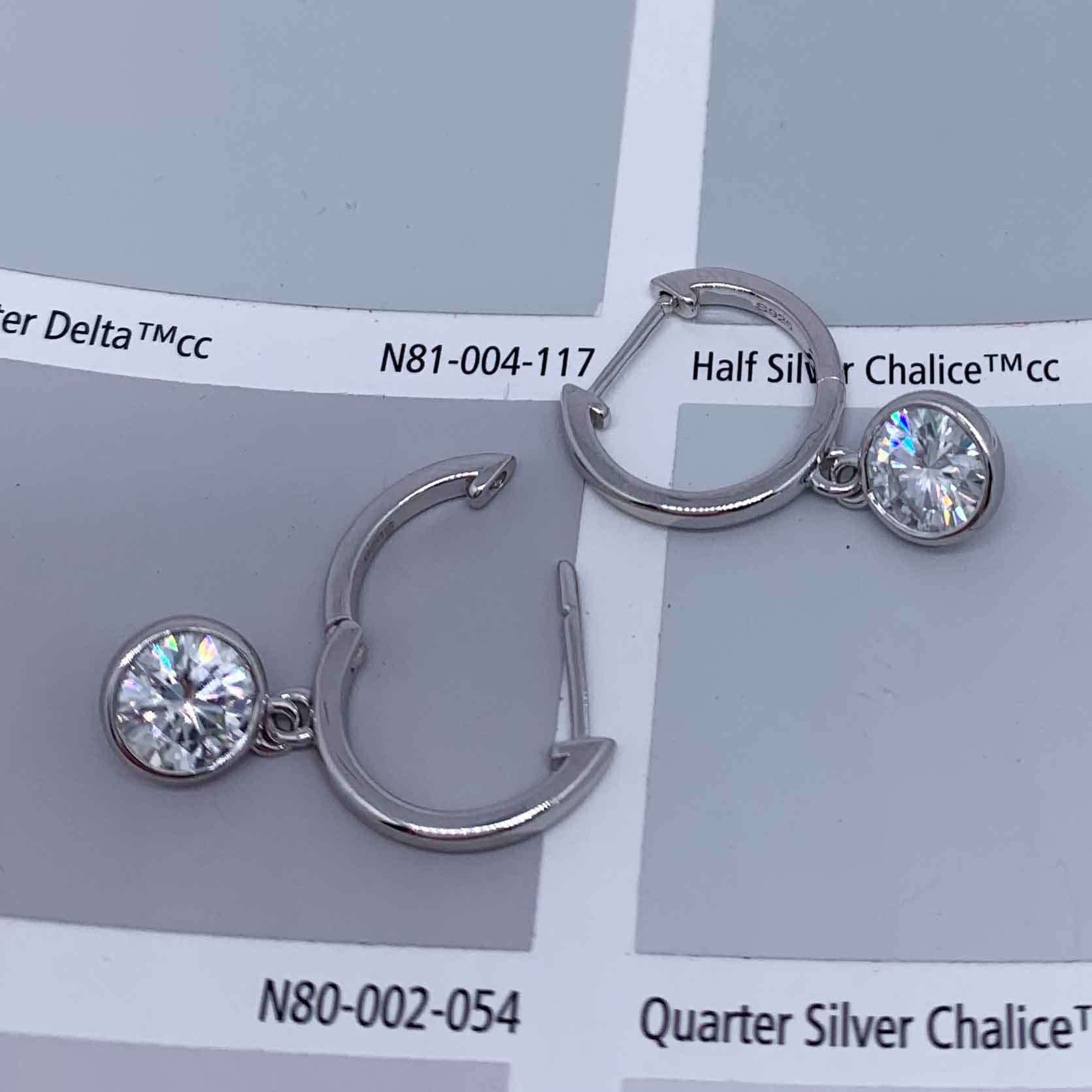 Round Cut Cubic Zirconia in 925 Sterling Silver Earrings 7