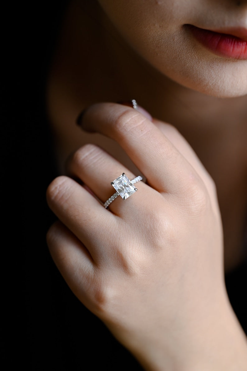 Stunning 1.0 - 2.0 CT Emerald Moissanite Engagement Ring With Hidden Halo Design 2