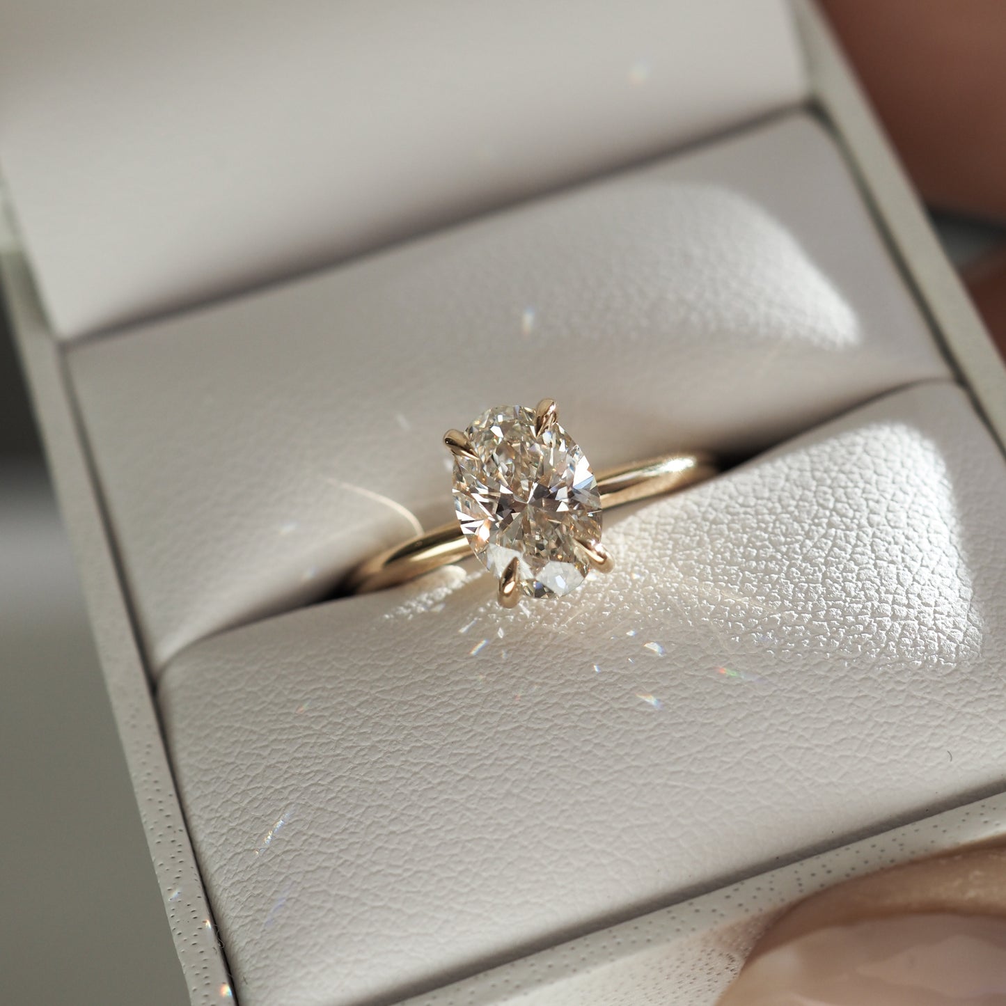 Stunning 1 CT Oval Moissanite Engagement Ring with Solitaire Design 7