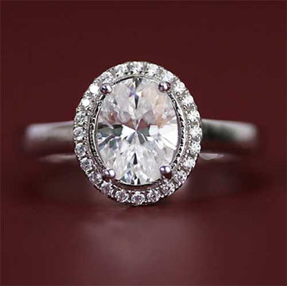 Round Cut Halo Style Cubic Zirconia in 925 Sterling Silver Ring 1