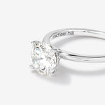 Stunning 2.0 CT Round Moissanite Solitaire Design Engagement Ring 3