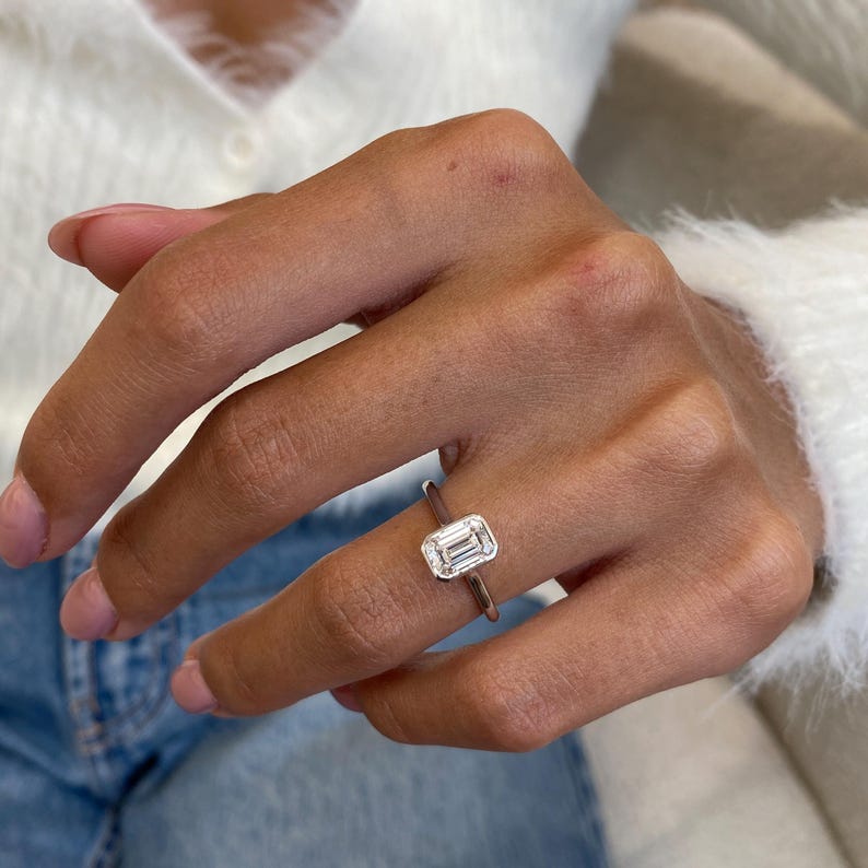 Stunning 1.0 CT Emerald Moissanite Engagement Ring with Bezel Design 5
