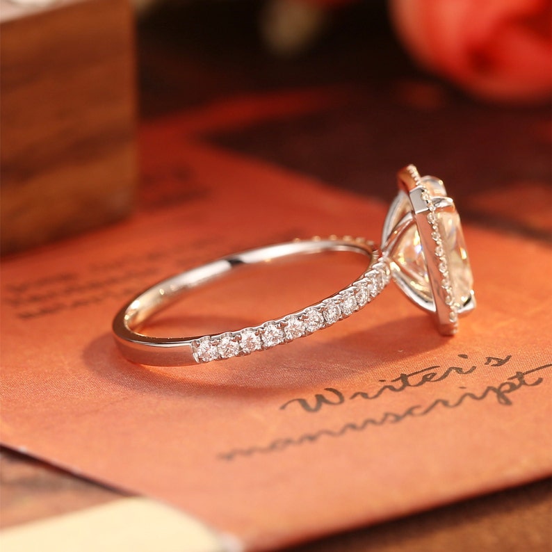 Stunning 3.0 CT Radiant Moissanite Engagement Ring with Halo & Pave Design 3