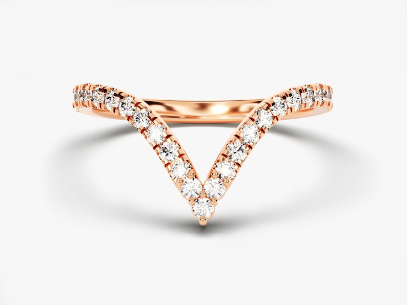 Stunning 0.40 TCW Round Moissanite Stones V-Shape Wedding Band 3