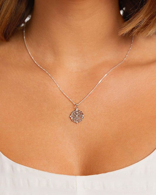 Round Cut Cubic Zirconia in 925 Sterling Silver Necklace 2