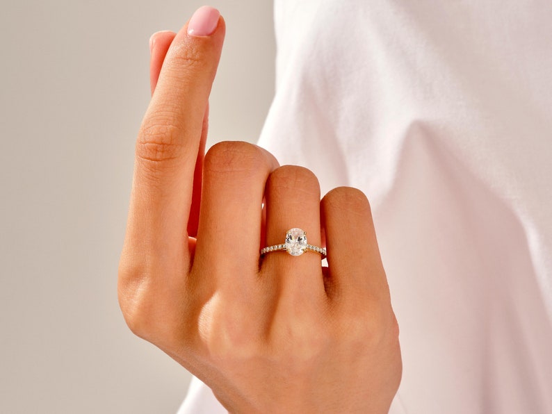 1.50 Oval Cut Moissanite Bridal Ring Set with Round Wedding Bands 5