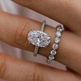 Round Cut Solitaire Style Cubic Zirconia in 925 Sterling Silver Ring 9