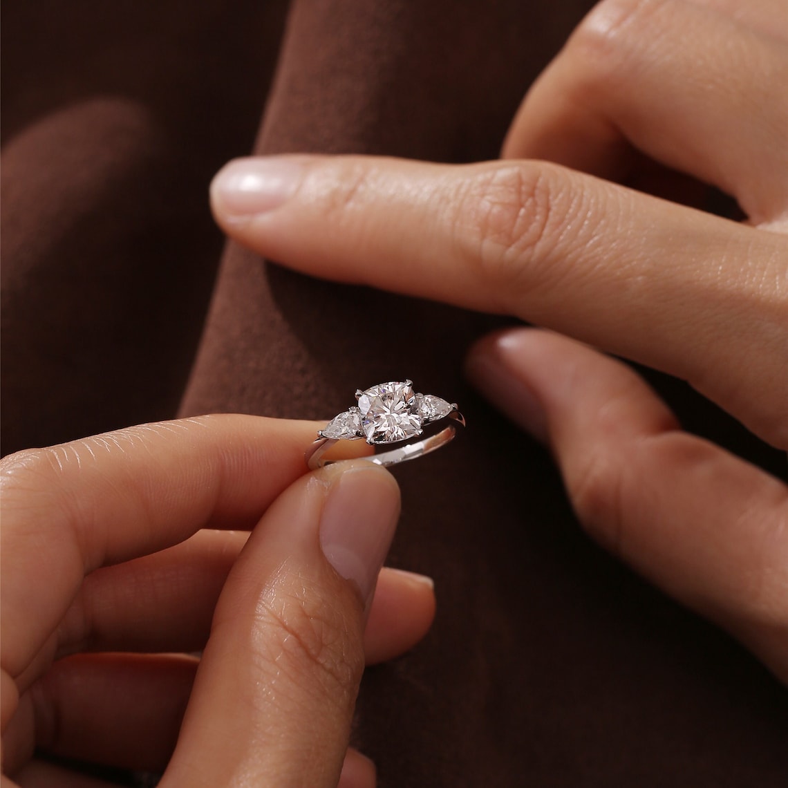 Stunning 1.0 CT Cushion Cut Moissanite Engagement Ring with Three Stone Design 8
