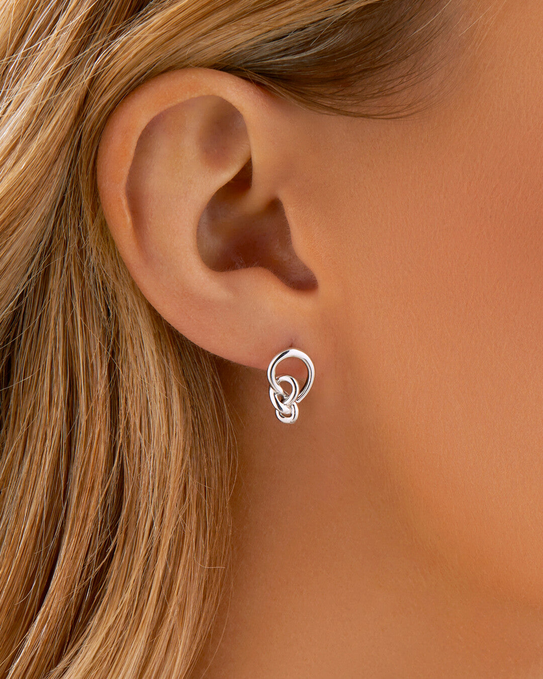 Round Cut Cubic Zirconia in 925 Sterling Silver Earrings 3