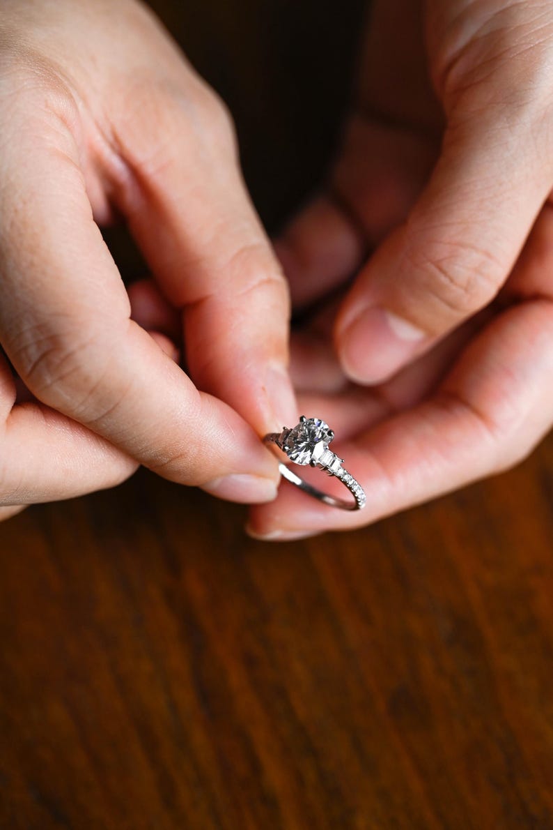 Stunning 1.0 - 2.0 CT Oval Moissanite Engagement Ring with Pave Design 2