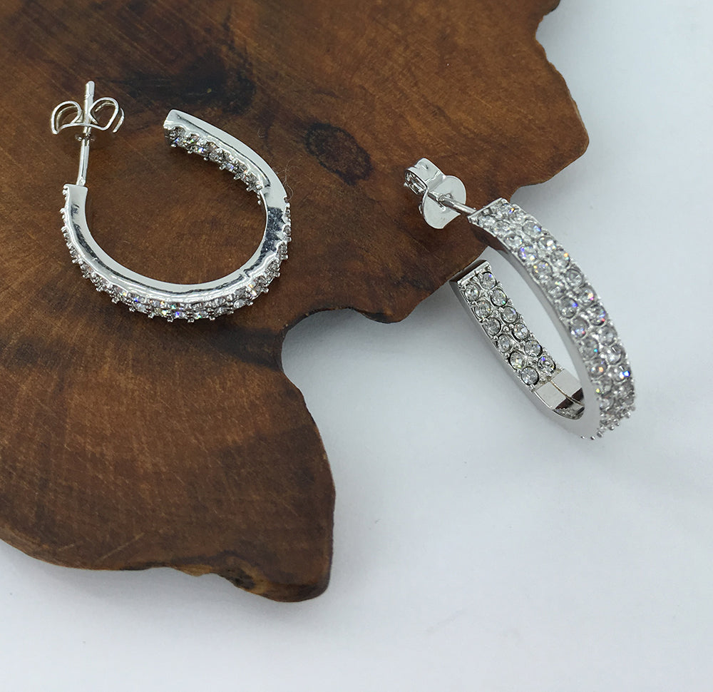 Round Cut Cubic Zirconia in 925 Sterling Silver Earrings 4