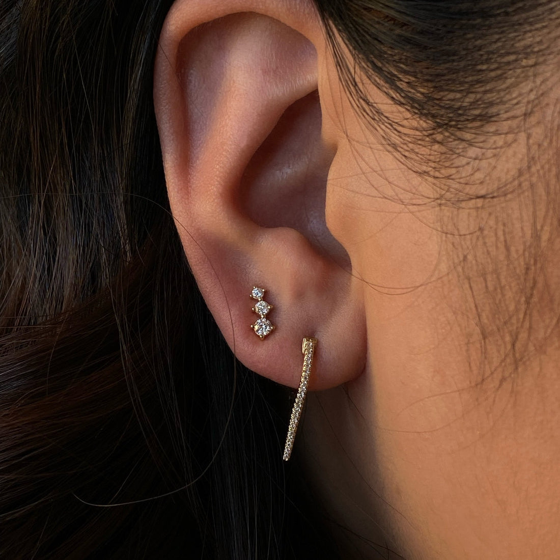 Classic 0.40 TCW Round Cut Moissanite Hoops Earrings in Gold 2