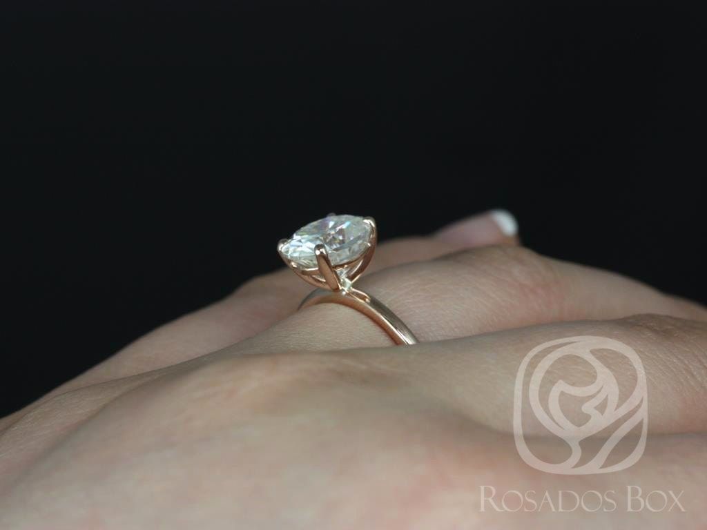 Stunning 2.10 CT Oval Moissanite Engagement Ring with Solitaire Design 6
