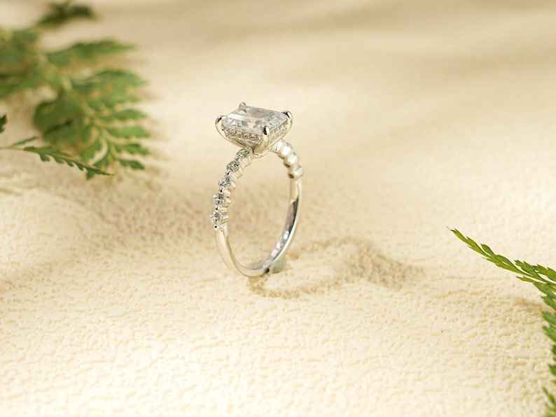 Stunning 1.0 - 2.0 CT Emerald Moissanite Engagement Ring with Hidden Halo Design 9