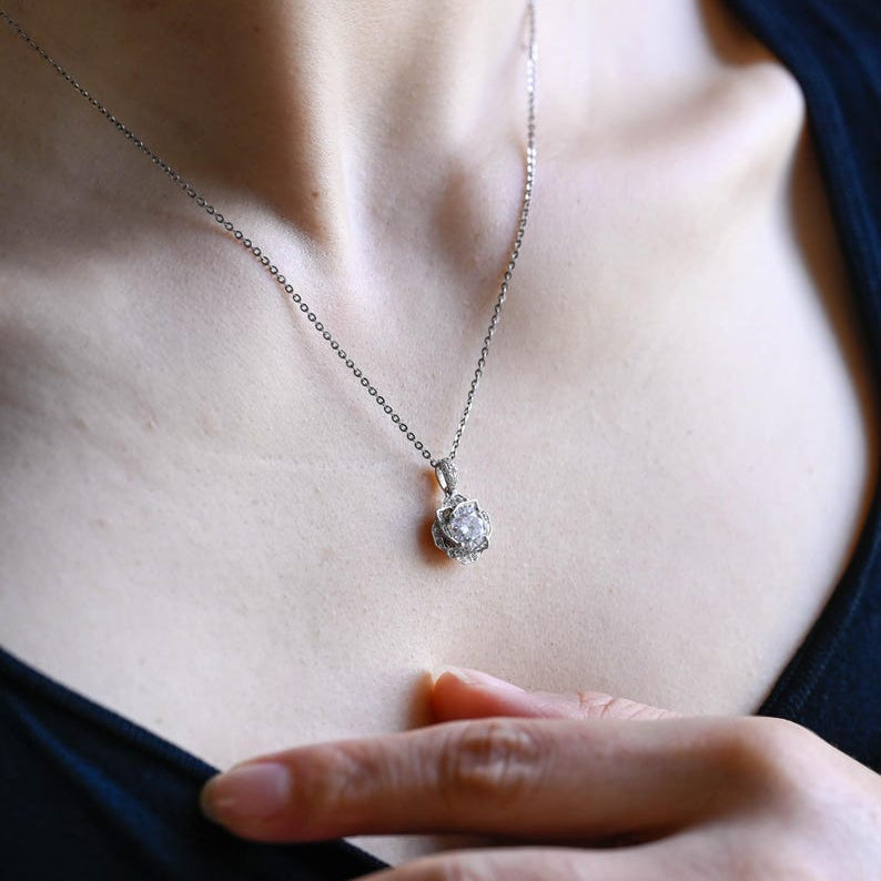 0.50 CT Round Moissanite Diamond Floral Pendant Necklace in Solid Gold 1
