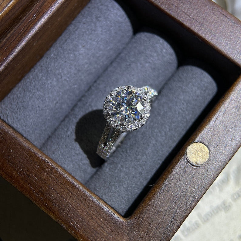 Stunning 1.5 CT Round Moissanite Engagement Ring with Split Shank & Pave Design 1