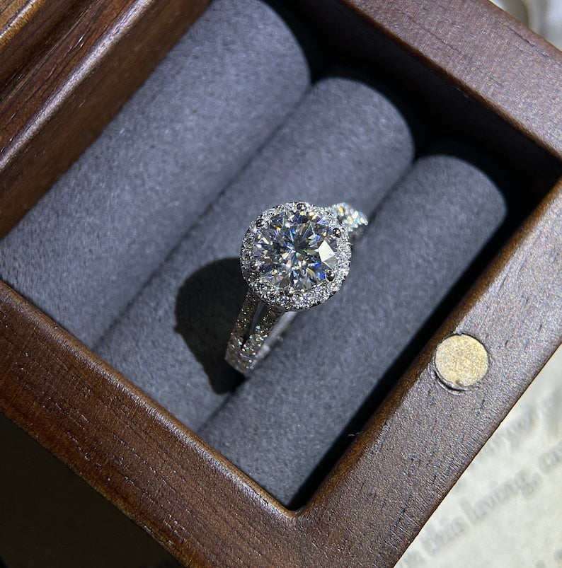 Stunning 1.5 CT Round Moissanite Engagement Ring with Split Shank & Pave Design 1