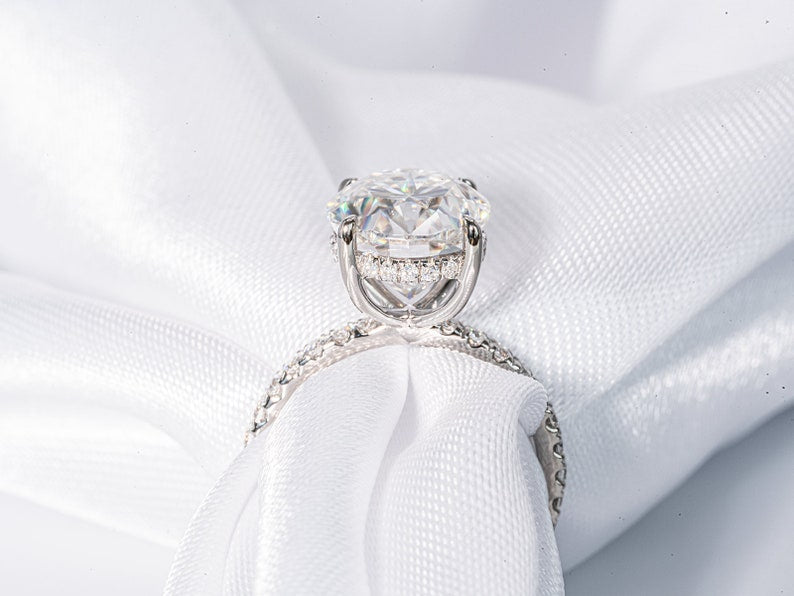 Stunning 4.0 CT Oval Cut Moissanite Engagement Ring with Hidden Halo & Pave Design 8