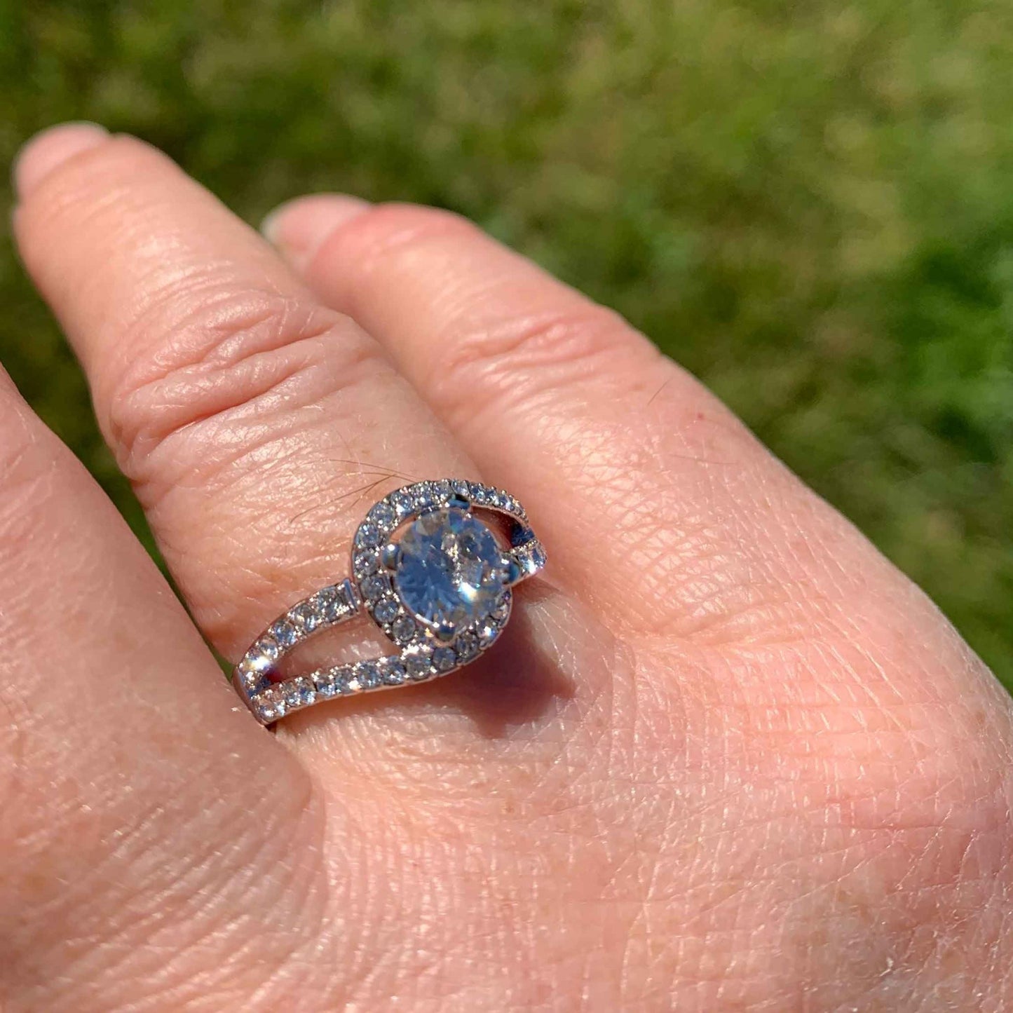 Round Cut Pave & Split Shank Style Cubic Zirconia in 925 Sterling Silver Ring 10