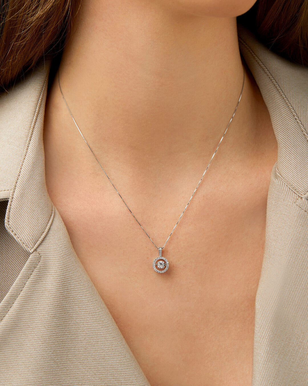 Round Cut Cubic Zirconia in 925 Sterling Silver Necklace 3