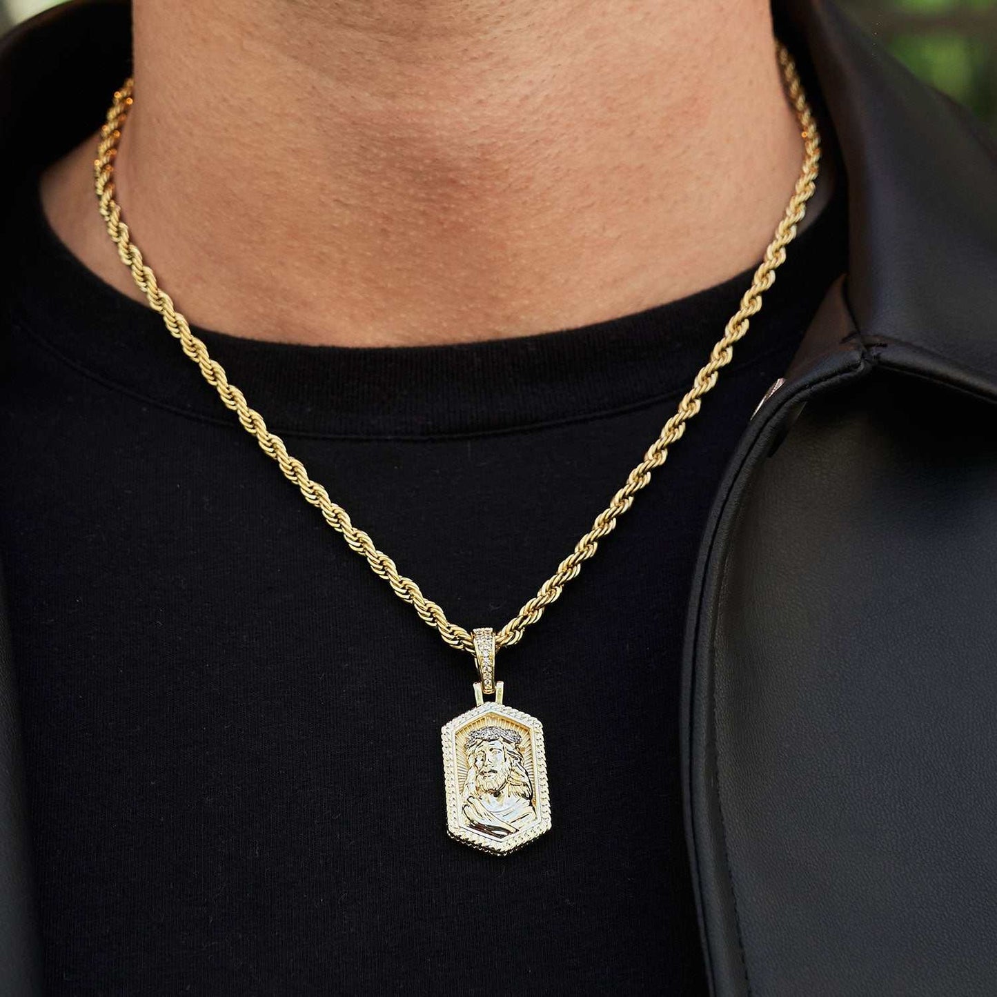 0.7 CT Round Moissanite Jesus Style Silver Pendant for Him 3