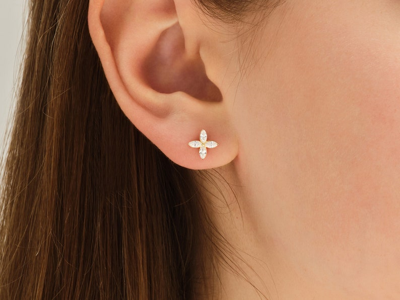 0.50 TCW Marquise Cut Moissanite Stud Earrings in Gold 8