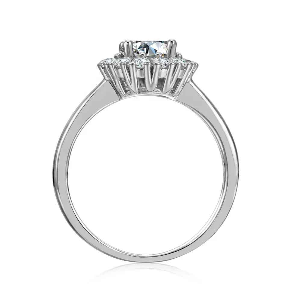 Round Cut Halo Style Cubic Zirconia in 925 Sterling Silver Ring 2