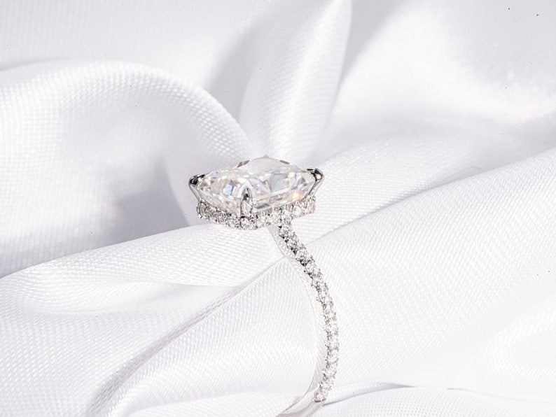 Stunning 5.0 CT Radiant Shape Moissanite Engagement Ring with Hidden Halo & Pave Design 2