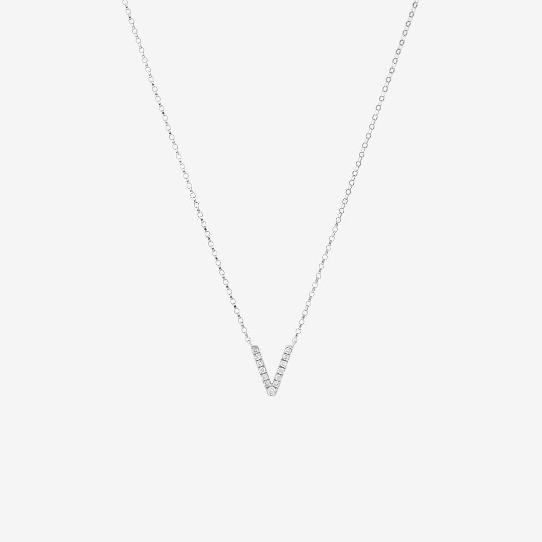 Round Cut Cubic Zirconia in 925 Sterling Silver Necklace 1