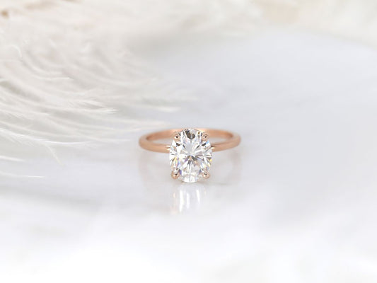 Stunning 3.0 CT Oval Moissanite Engagement Ring with Solitaire Design 1