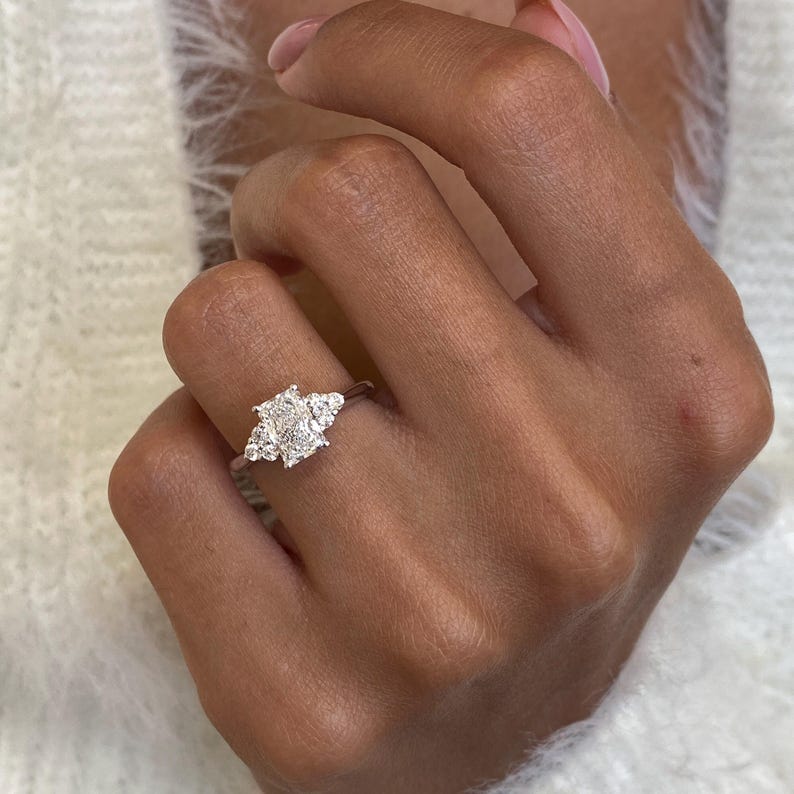 Classic 1.0 CT Radiant Moissanite Engagement Ring with Cluster Design 6
