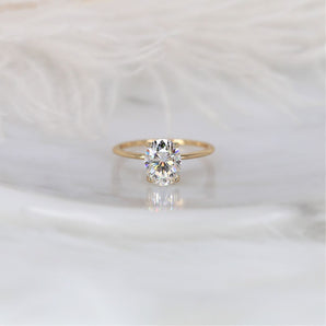 Stunning 2.10 CT Oval Moissanite Engagement Ring with Solitaire Design