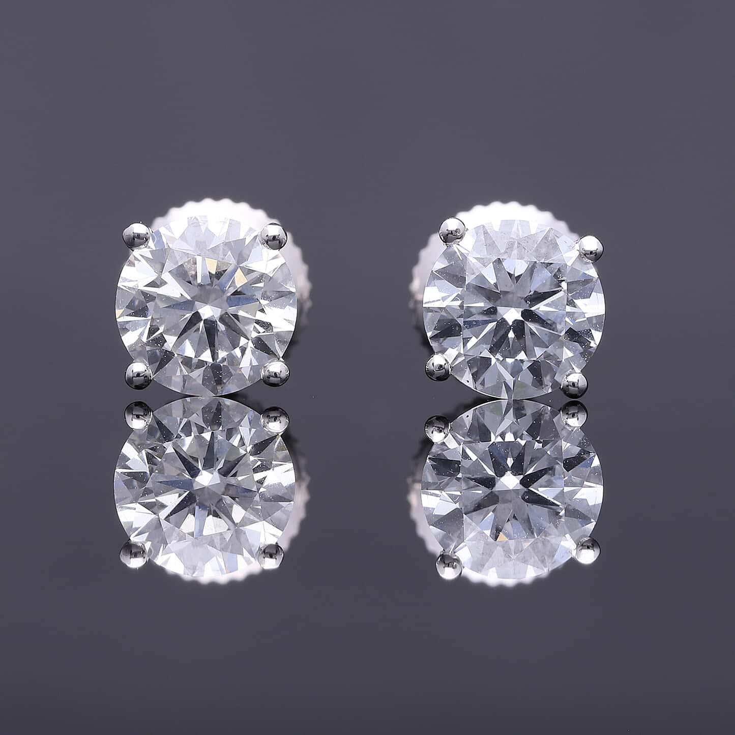 Round Cut Cubic Zirconia in 925 Sterling Silver Earrings 2