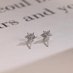 0.50 TCW Round & Pear Cut Moissanite Floral Stud Earrings in Gold 3