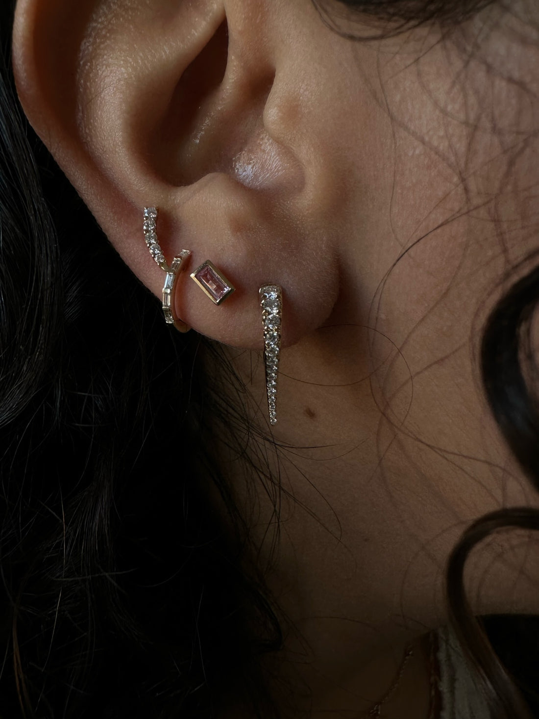 0.40 TCW Round Cut Moissanite Unique Shape Hoop Earrings in Gold 3